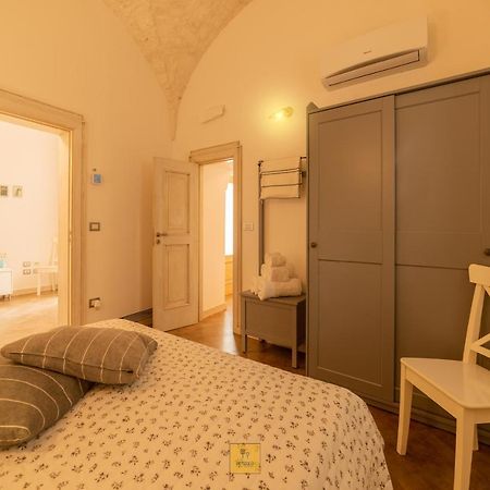 Villa Petralu By La Puglia In Un Trullo Locorotondo Esterno foto